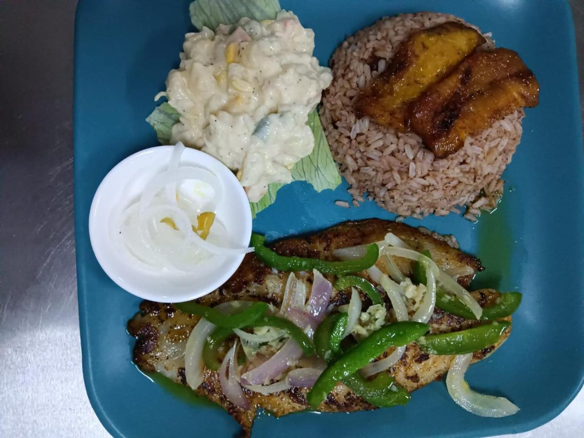 Sunshine View Hotel And Restaurant Corozal Exterior foto